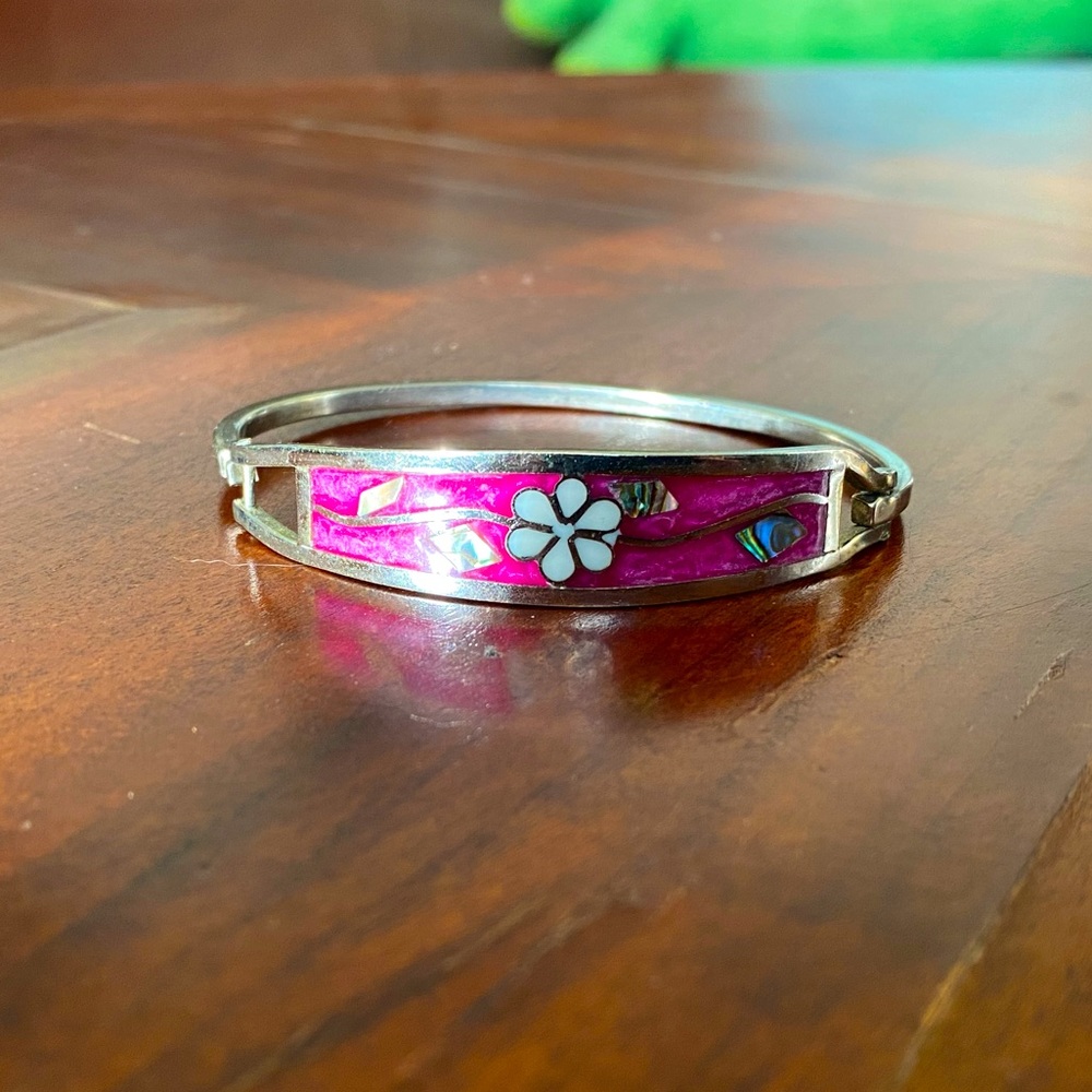 Vintage Taxco Mexican Silver Hinged Bracelet inlaid Mother of Pearl